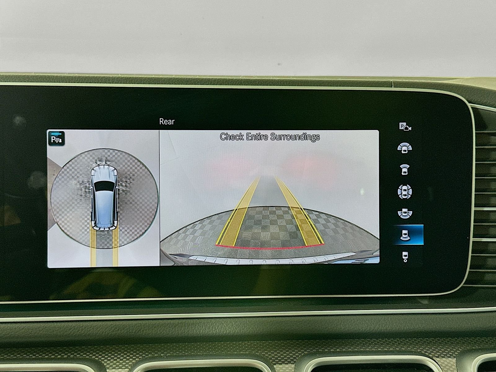 2022 Mercedes-Benz GLS GLS450 - Photo 14