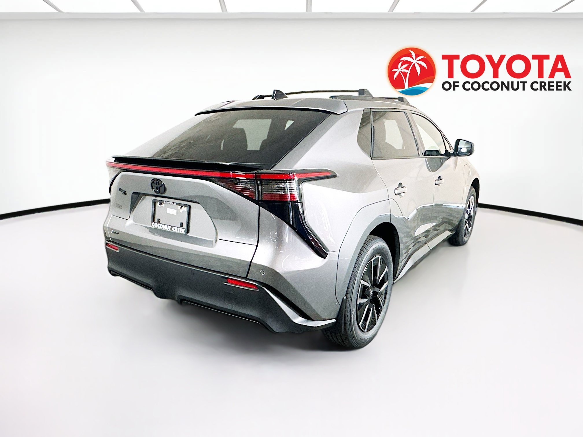 New 2026 Heavy Metal Toyota XLE image 3
