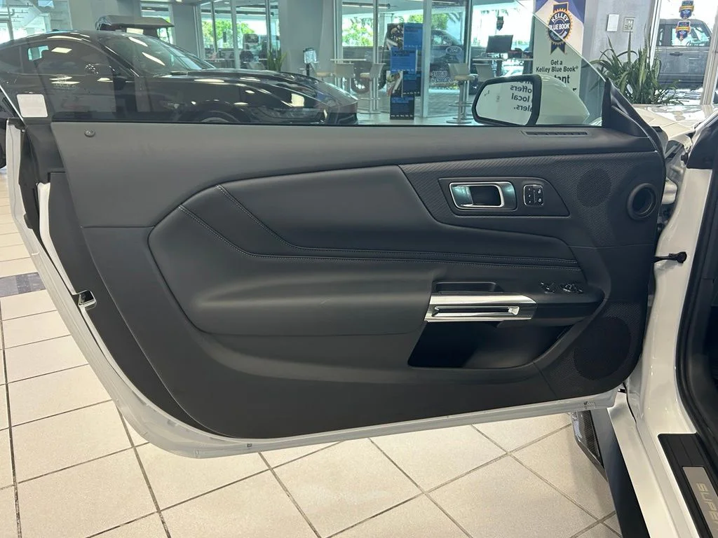 New 2026 Oxford White Ford GT Premium image 31