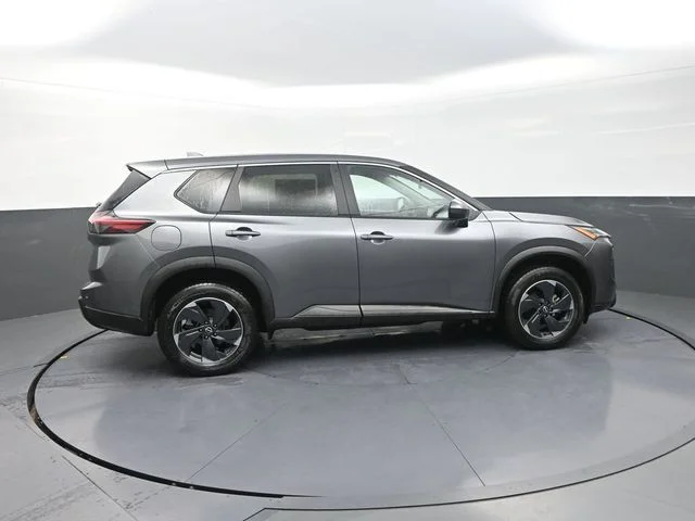 Used 2024 Gray Nissan SV image 10