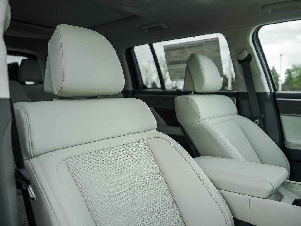 New 2026 Shimmering Silver Hyundai Calligraphy AWD image 38