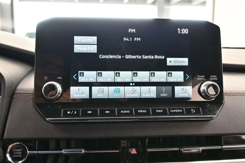 Used 2022 Black Mitsubishi SEL image 32