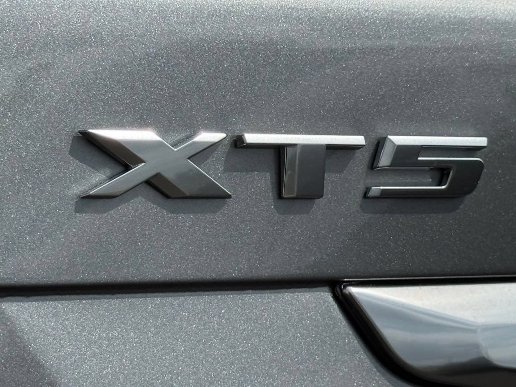 New 2026 Argent Silver Metallic Cadillac Premium Luxury image 10