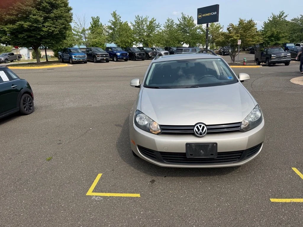 Used 2013 Silver Volkswagen 2.0L TDI image 2