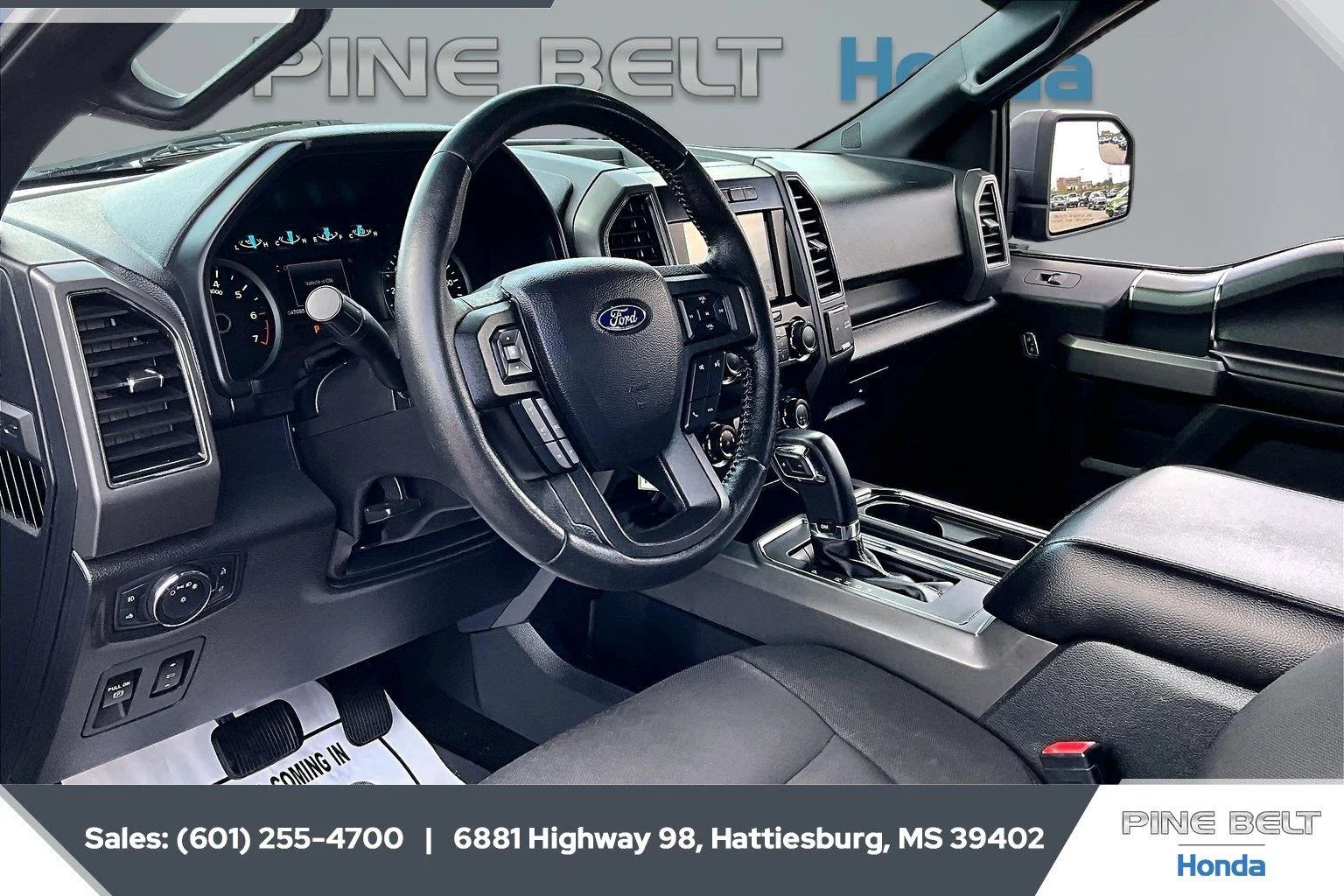 Used 2019 Velocity Blue Ford XLT image 12