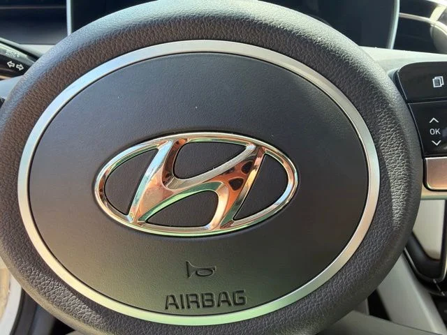 Used 2024 White Pearl Hyundai SEL image 31