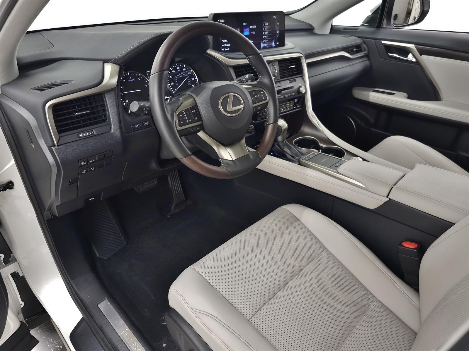 Certified Used 2020 White Lexus  image 14