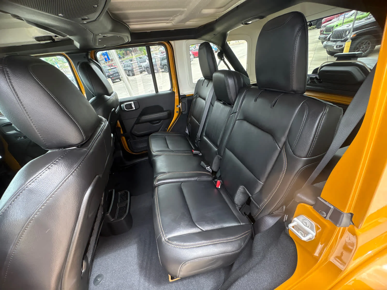 New 2026 Goldilocks Exterior Paint Jeep Sahara image 12