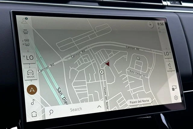 New 2026 Carpathian Grey Land Rover Dynamic SE image 17