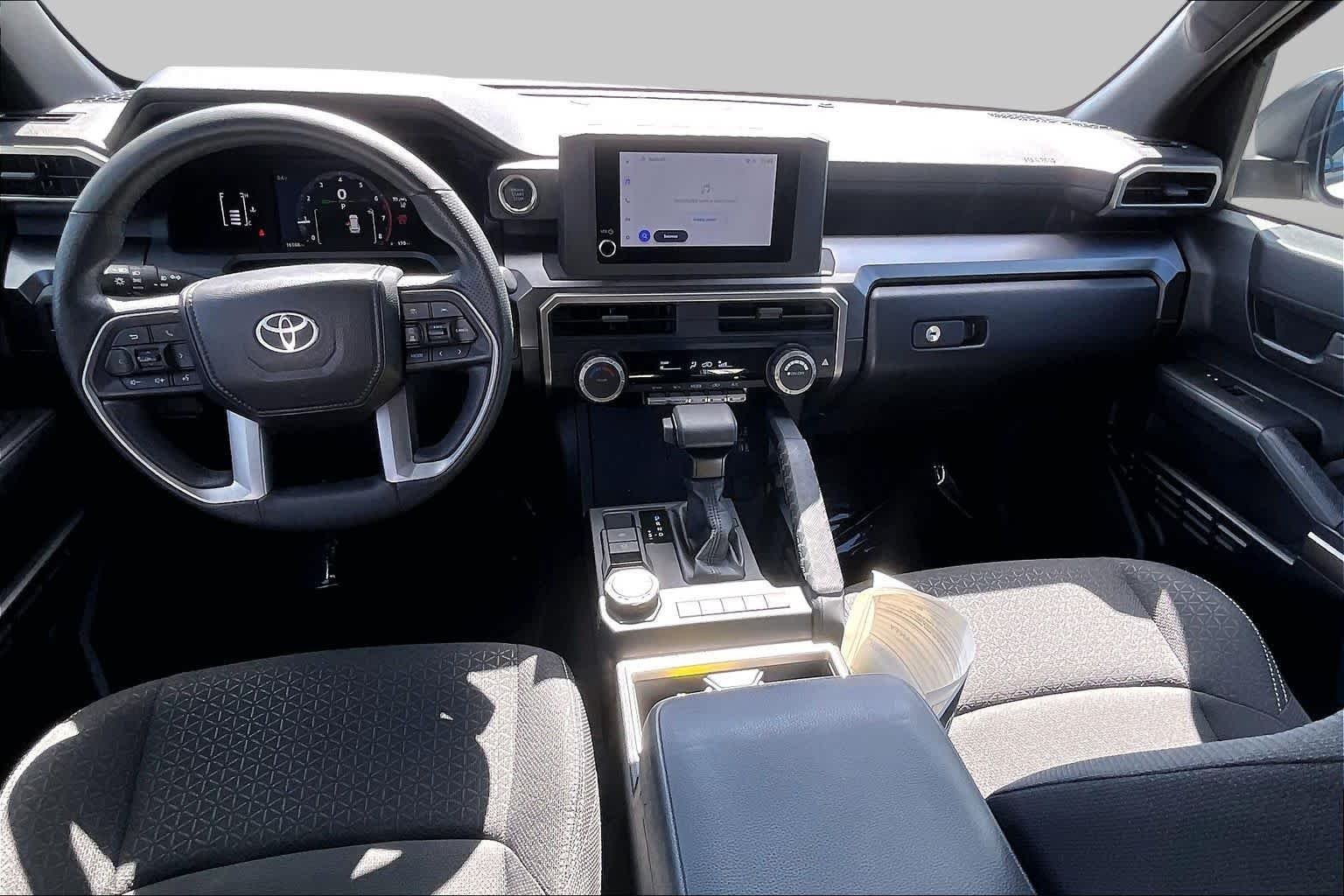 Used 2025 Ice Cap Toyota SR5 image 15