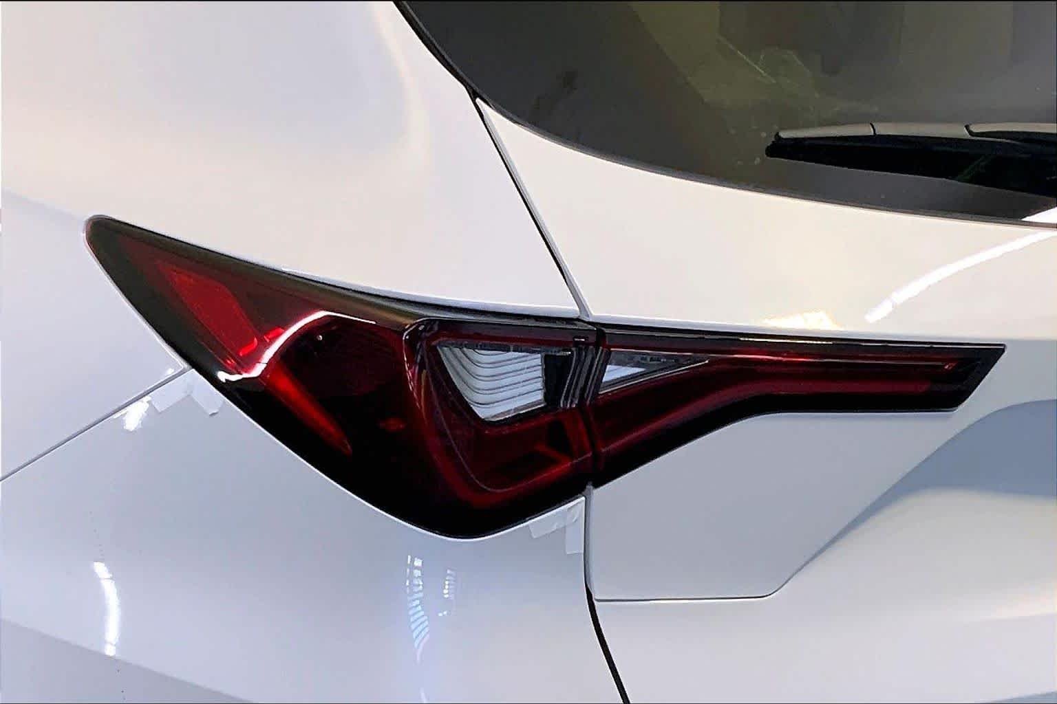 New 2026 Platinum White Pearl Acura With Technology Package image 6