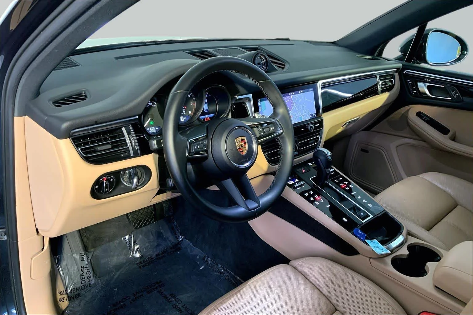 Used 2024 Volcano Grey Metallic Porsche  image 18
