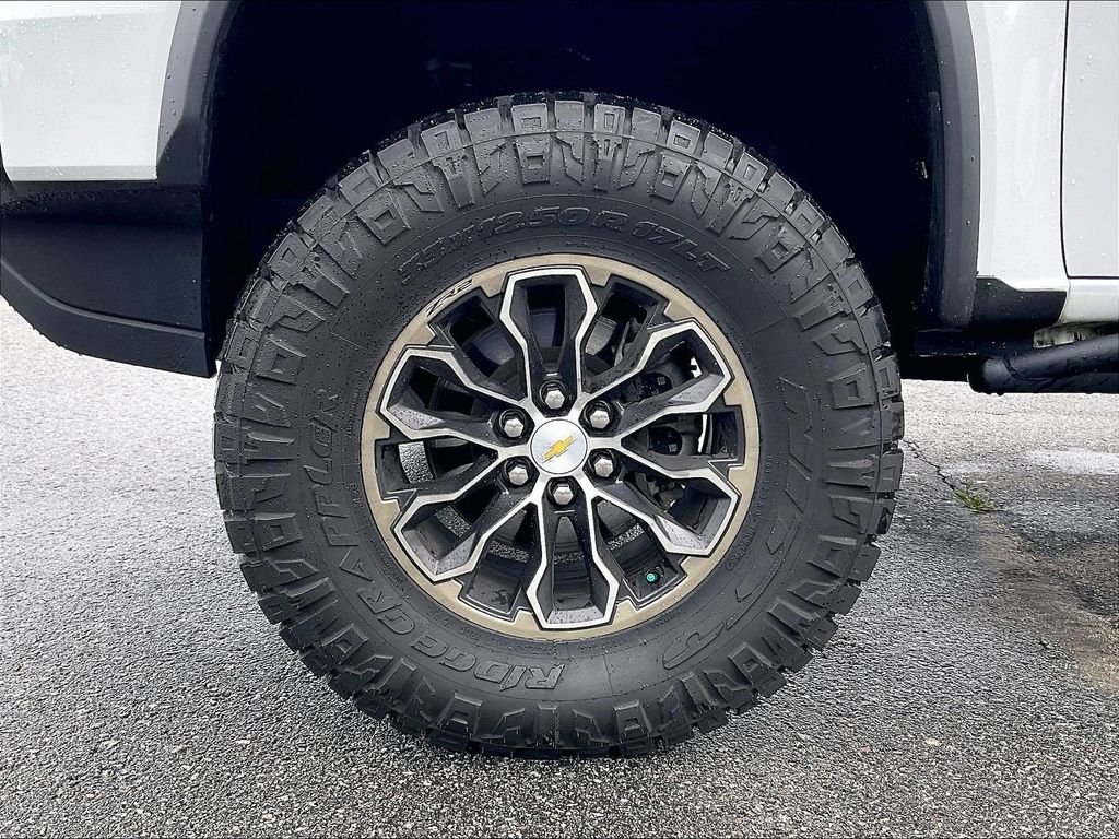 Used 2021 Summit White Chevrolet ZR2 image 7