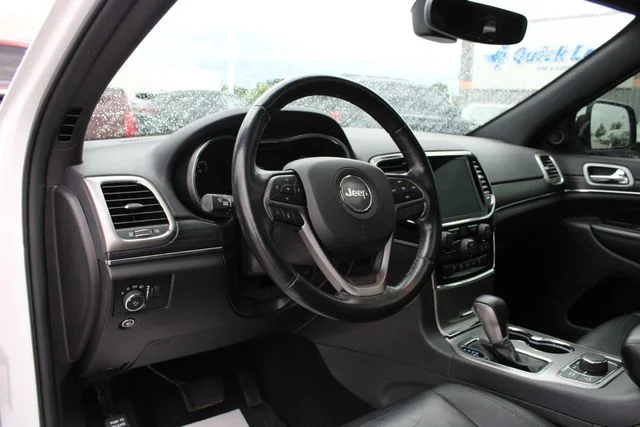 Used 2021 White Jeep Limited image 2