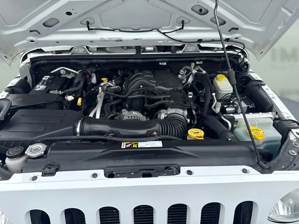 Used 2015 White Jeep Sport image 16