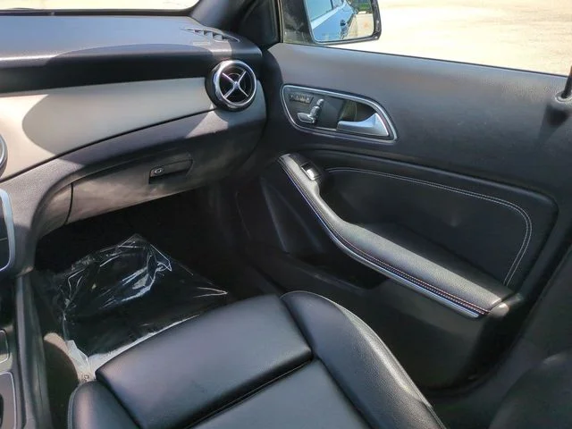 Used 2020  Mercedes-Benz GLA 250 image 17
