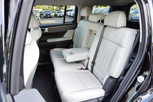 New 2026 Black Hyundai SEL image 21