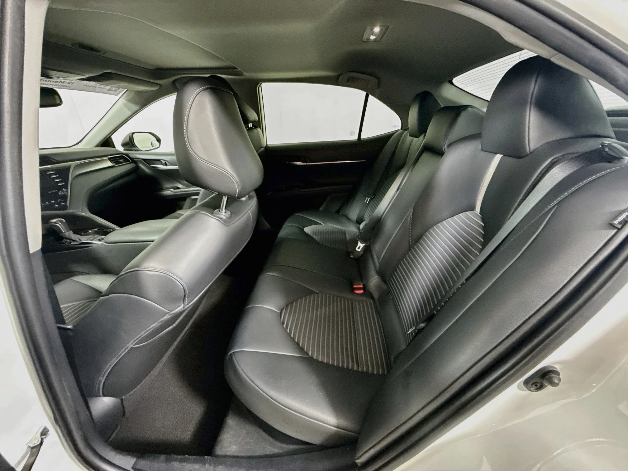 Certified Used 2020 Super White Toyota Hybrid SE image 23