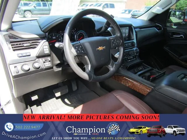 Used 2019 IRIDESCENT PEARL TRICOAT Chevrolet Premier image 15