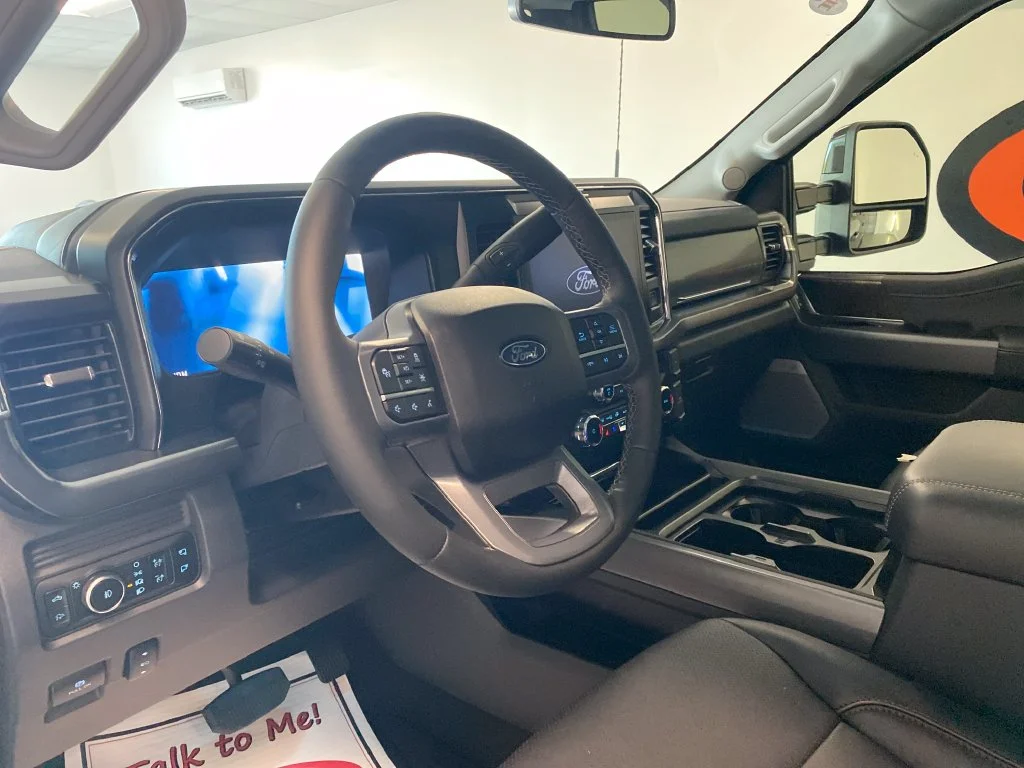 New 2027 Gray Ford Lariat image 15