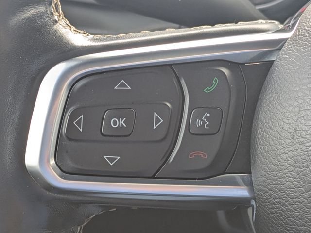 Used 2020 White Jeep Unlimited Sahara image 25