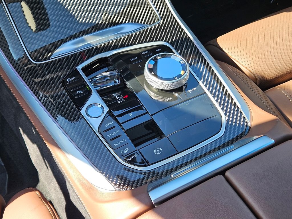 Certified Used 2026 Mineral White Metallic BMW M60i image 36