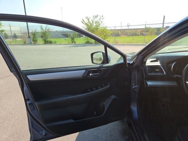 Used 2015 Twilight Blue Metallic Subaru 2.5i Premium image 10