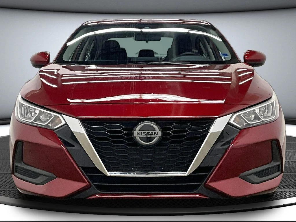 Used 2023 Red Nissan SV image 2