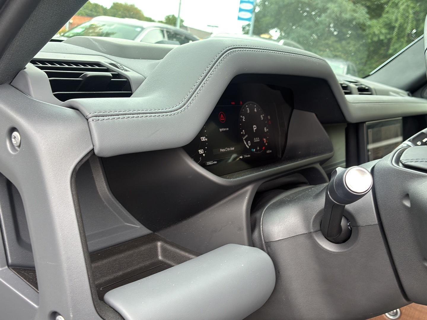 2024 Land Rover Defender X-Dynamic SE - Photo 28