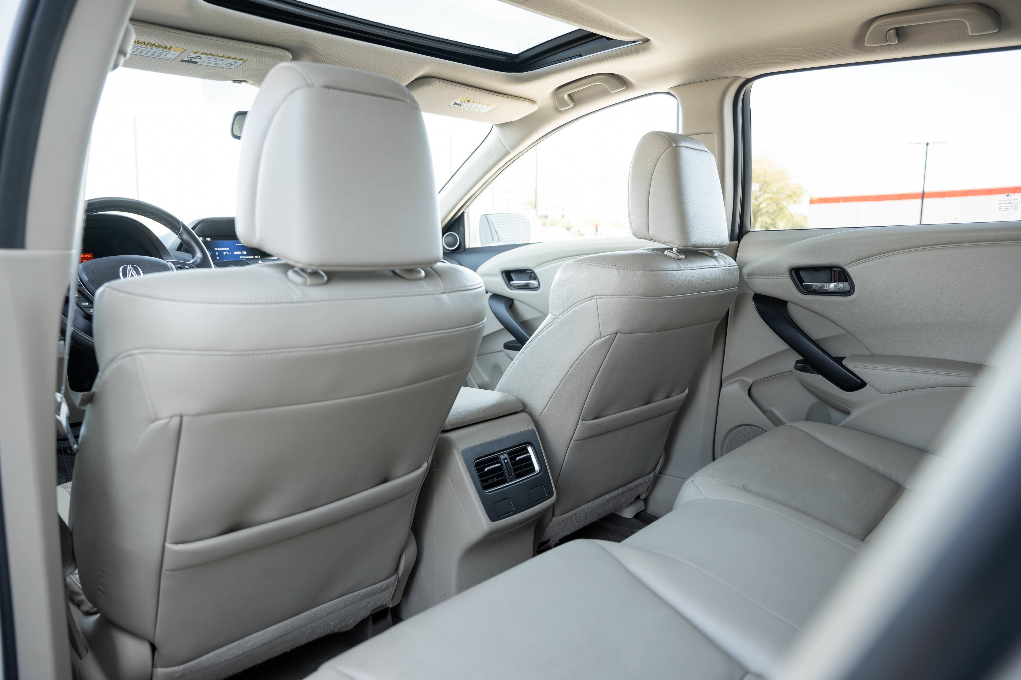 Used 2018 White Diamond Pearl Acura w/Technology Pkg image 21