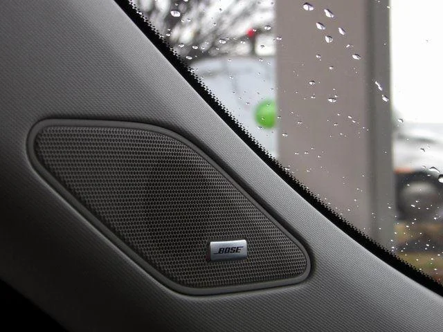 New 2025 Black Diamond/Alloy Silver Roof Mitsubishi SEL Platinum Edition image 31