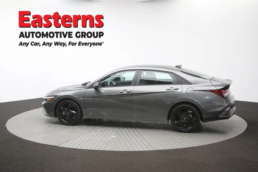 Used 2026 Gray Hyundai SEL Sport image 61