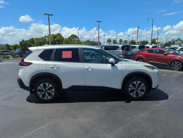 Used 2023 White Nissan SV image 3