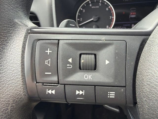 Used 2024 Gray Nissan SV image 32