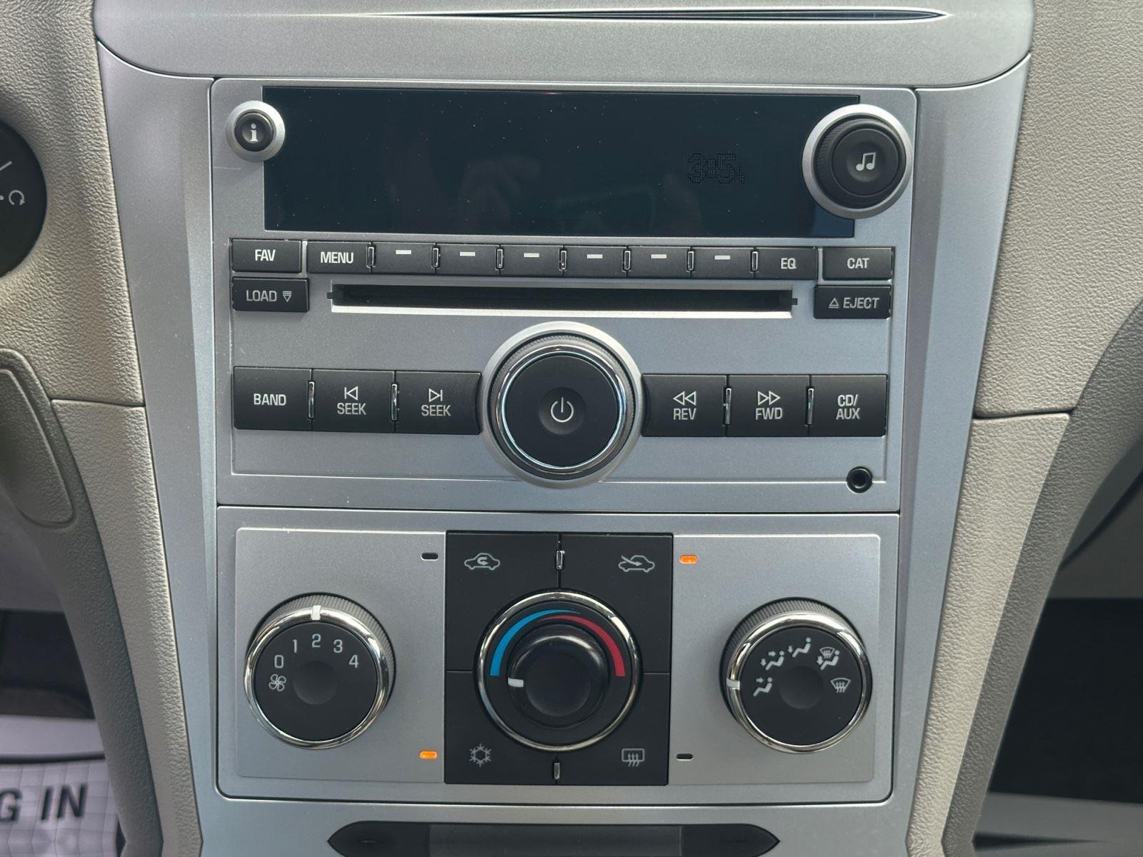 Used 2008 Silverstone Metallic Chevrolet LT w/2LT image 21