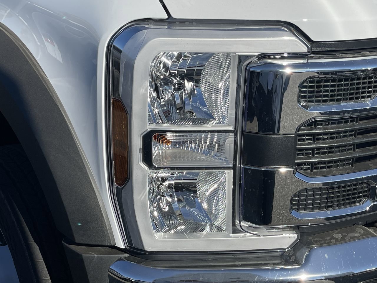 2024 Ford F-450 Super Duty Chassis Cab XL - Photo 7