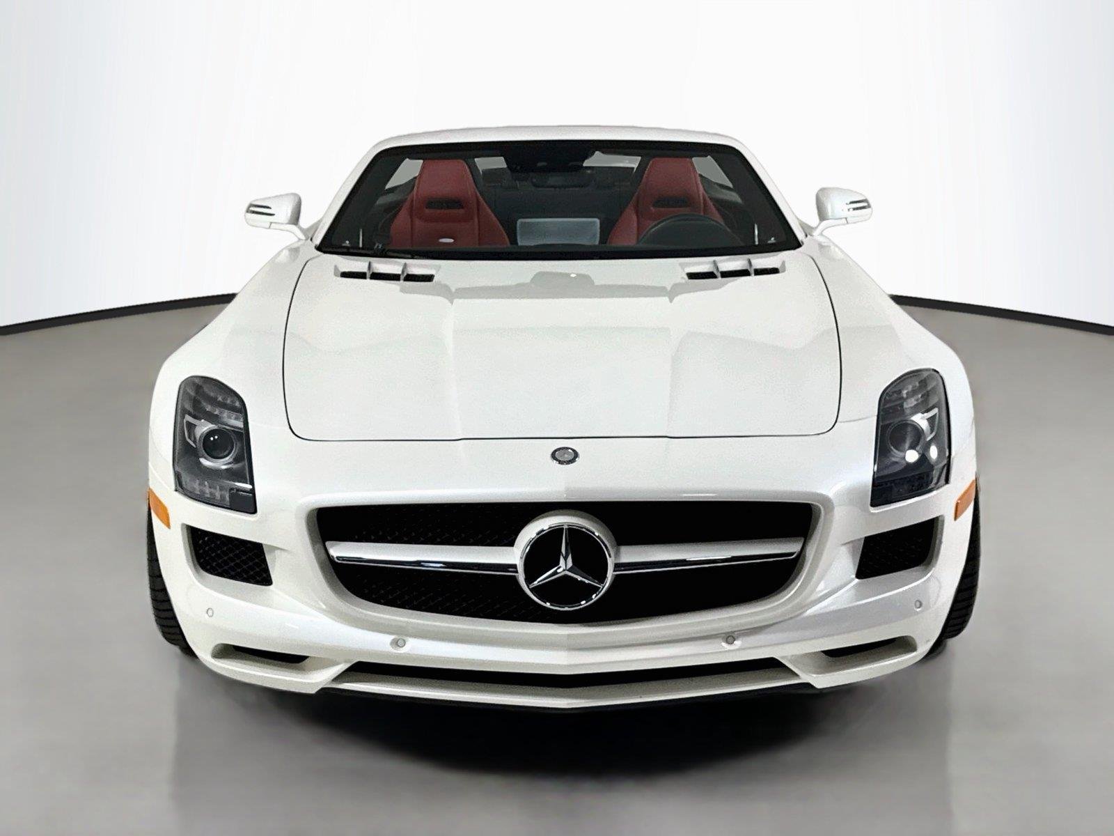 Used 2012 designo Mystic White II Mercedes-Benz SLS AMG® image 11