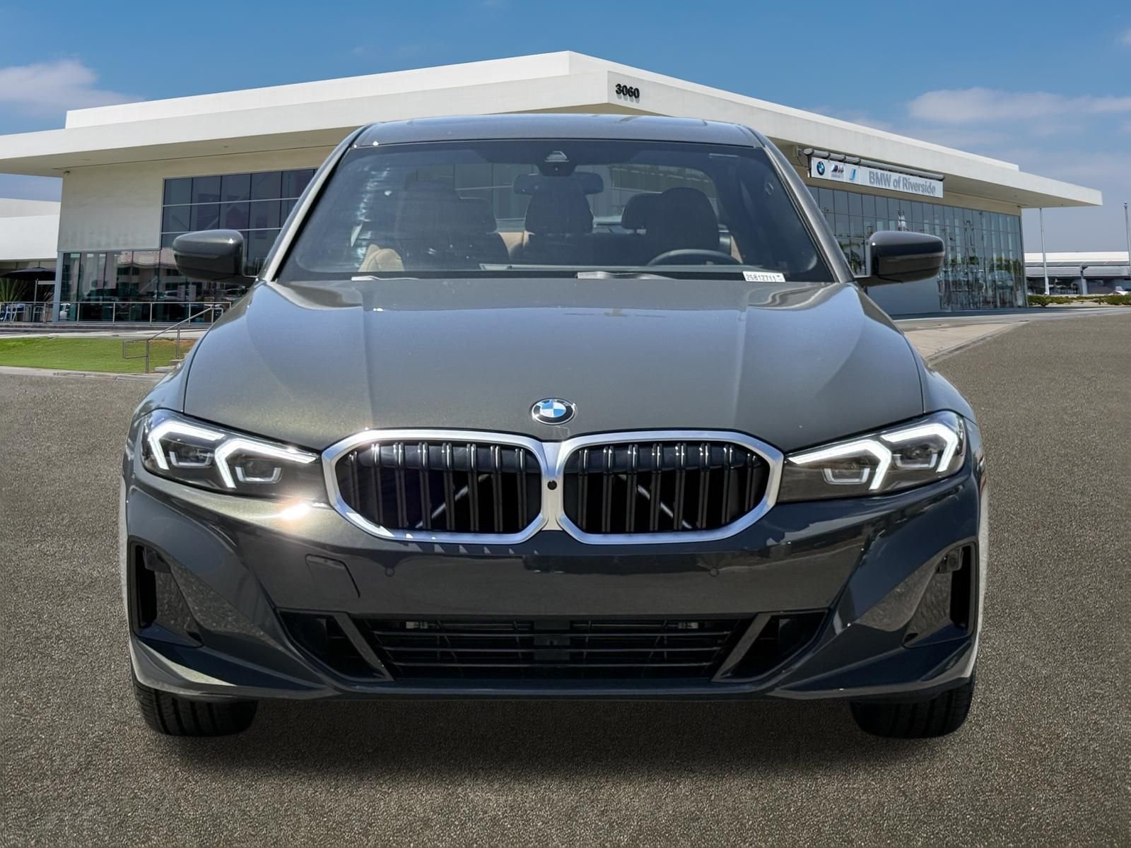 New 2026 Dravit Grey Metallic BMW 330i xDrive image 3
