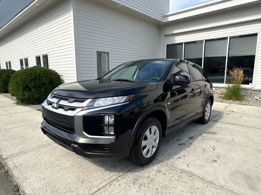 New 2026 Black Mitsubishi  image 1
