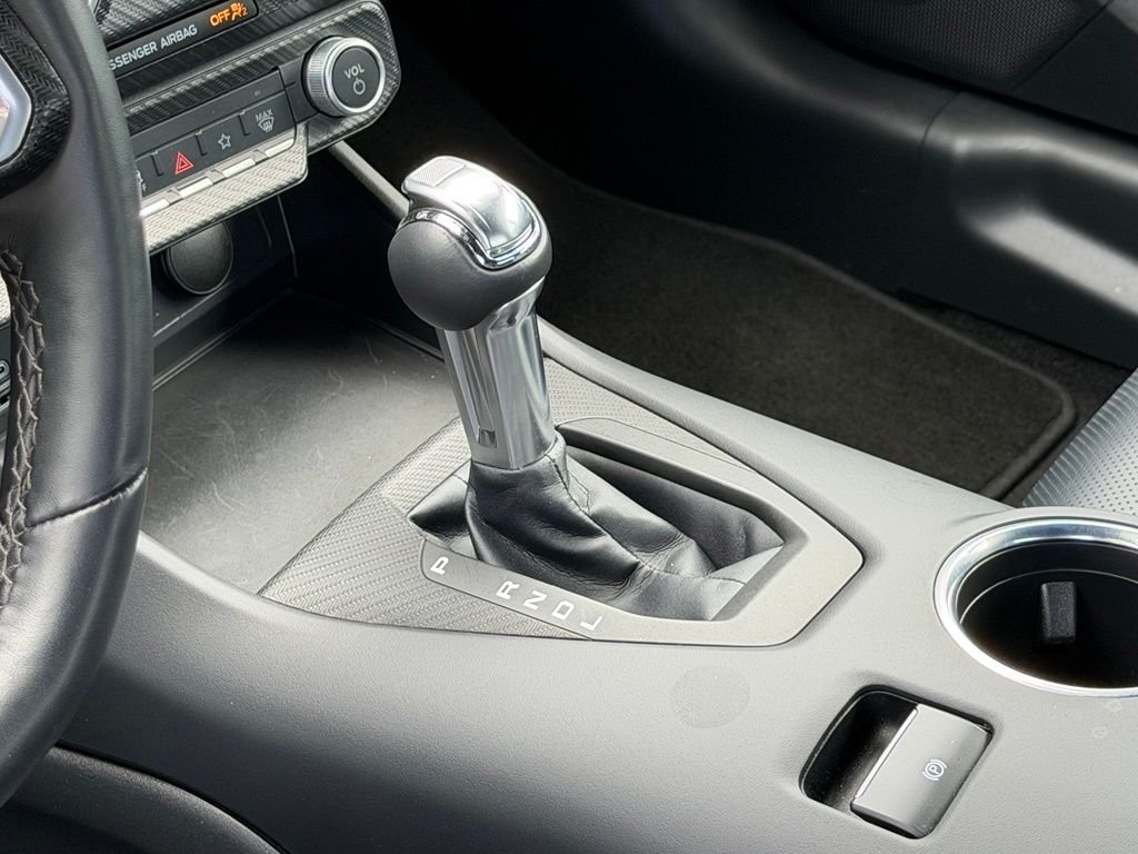 Used 2025 Silver Metallic Ford EcoBoost Premium image 9