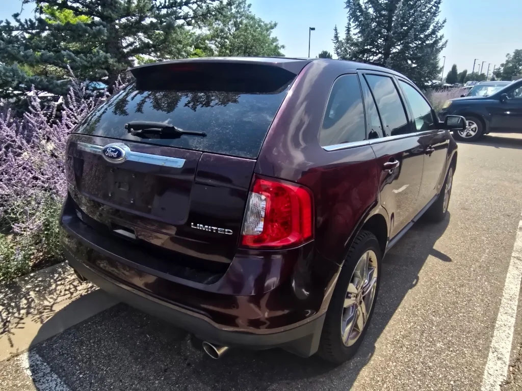 Used 2011 Bordeaux Reserve Red Metallic Ford Limited image 17