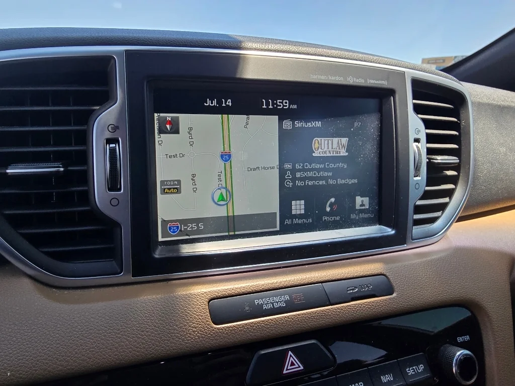 Used 2018 Snow White Pearl Kia SX Turbo image 22