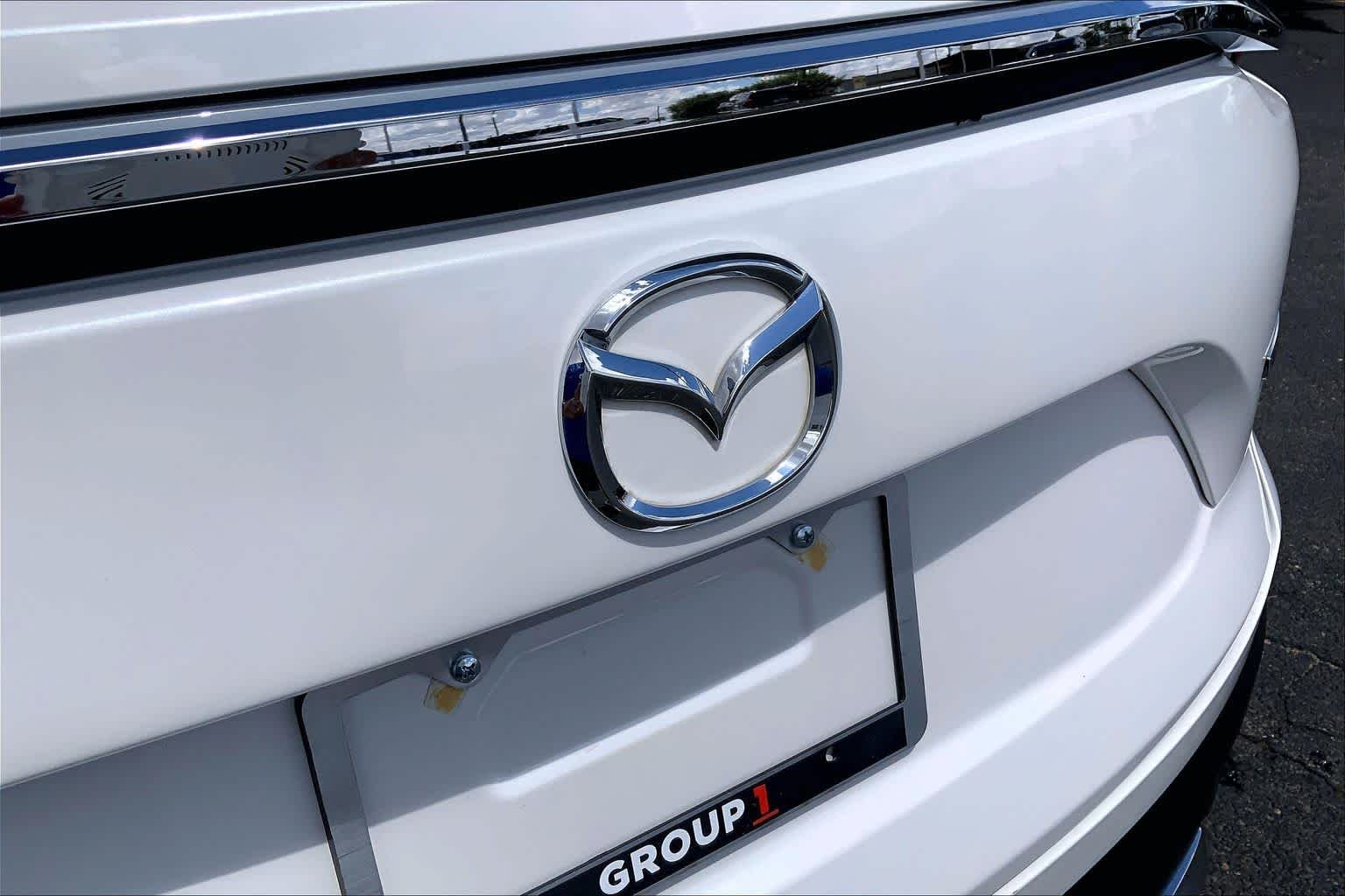 Used 2023 Snowflake White Pearl Mica Mazda Grand Touring image 31