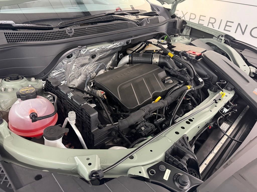 New 2026 Cacti Green Chevrolet ACTIV image 5