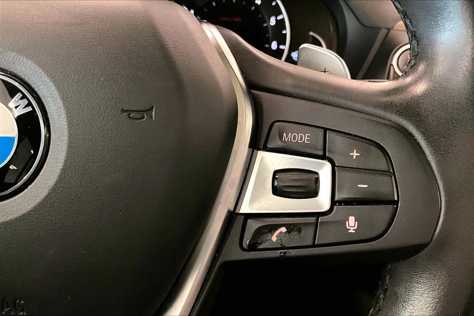 Used 2019 Jet Black BMW sDrive30i image 23