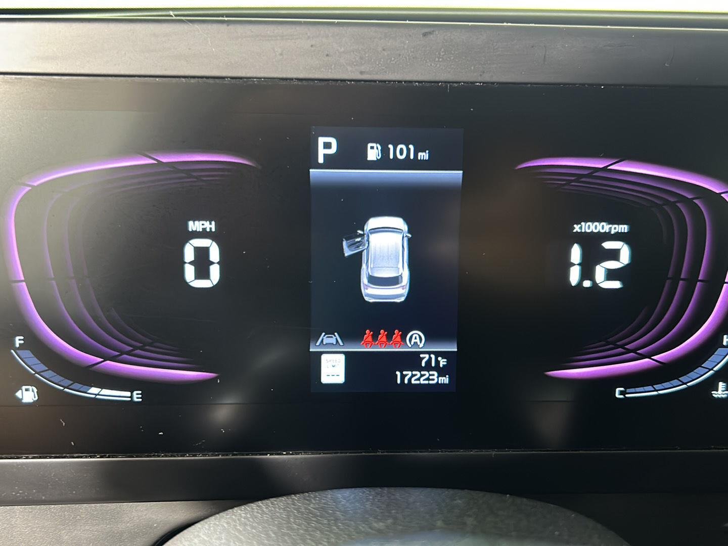 Used 2024 Gravity Gray Kia LX image 15