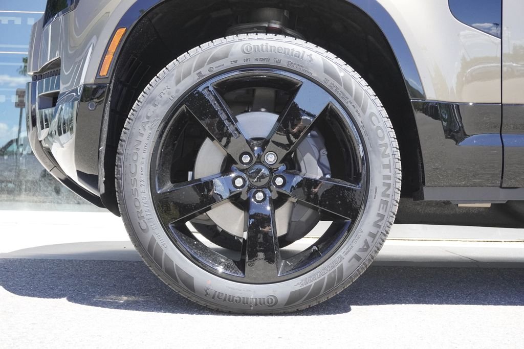 New 2026 Gondwana Stone LAND ROVER X-Dynamic SE image 32