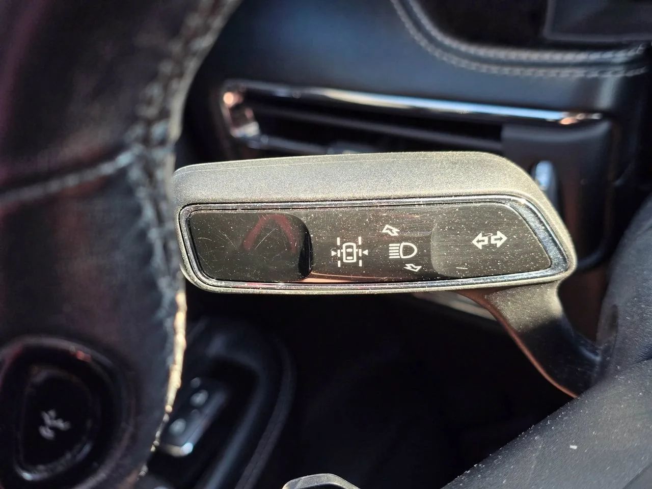Used 2020 Black Lincoln Reserve image 20