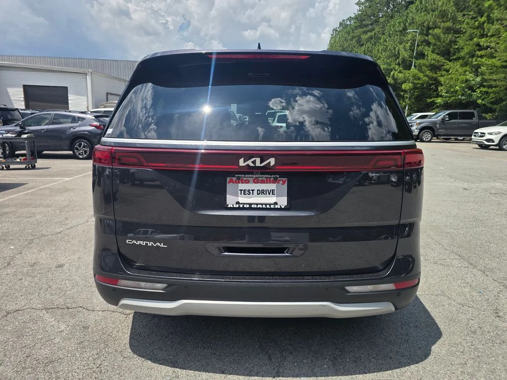 Used 2023 Gray Kia LX Seat Package image 6