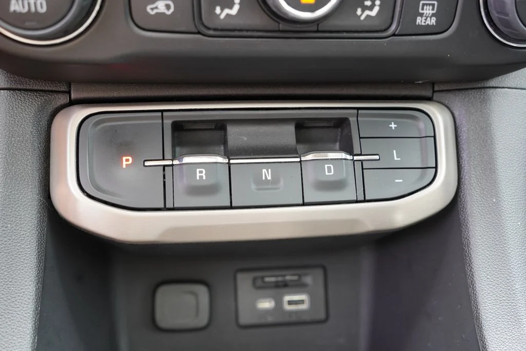 2022 GMC Acadia Denali - Photo 32
